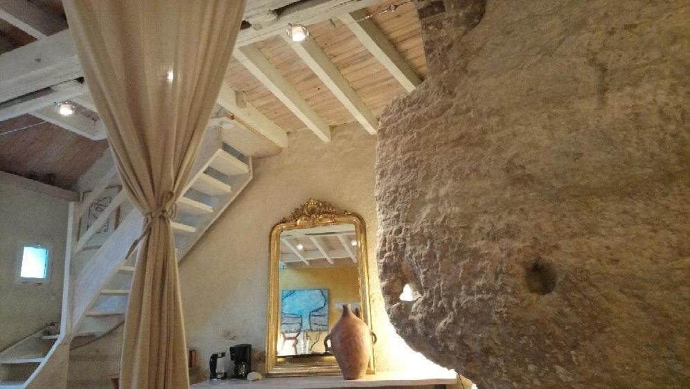 Bed and Breakfast Troglodyte Loft Thore-la-Rochette Экстерьер фото