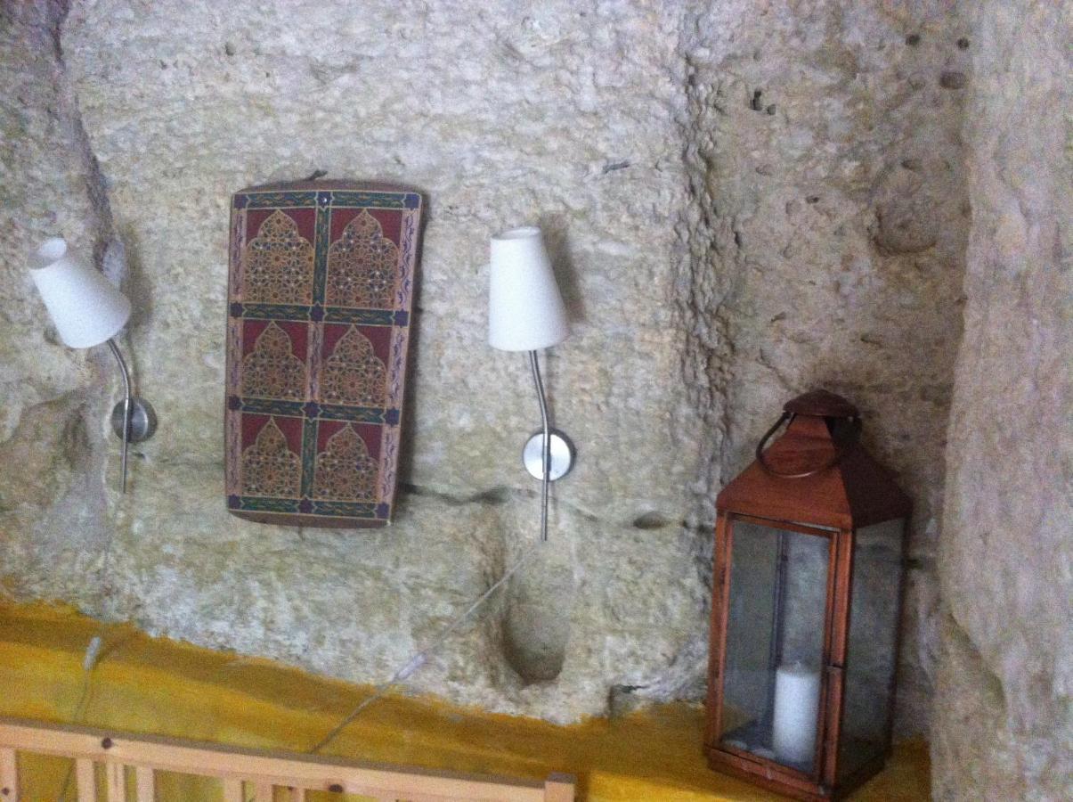 Bed and Breakfast Troglodyte Loft Thore-la-Rochette Экстерьер фото